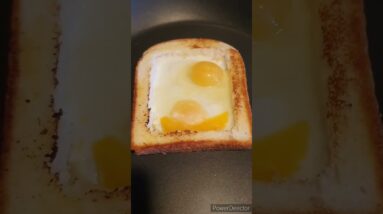 Quick & easy breakfast ideas 🐣🥚🍳 #foodshorts #foodie #viralshort #ytshort #shinewithshort #breakfast
