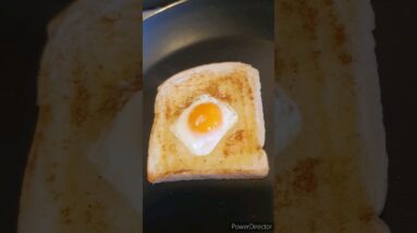 Quick & easy breakfast ideas🐣🍳 #shorts #viralshort #ytshorts #breakfast  #worldwide #shinewithshort
