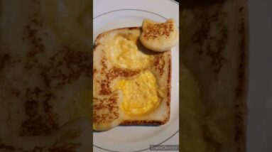 Quick and easy breakfast ideas🐣🍳😋 #shorts #viralshort #ytshorts #breakfastideas #worldwide #tiktok