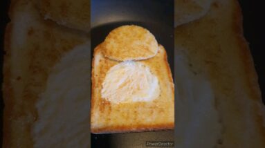 Quick & easy breakfast ideas🐣🍳😋 #shorts #viralshort #ytshorts #breakfastideas #worldwide #tiktok