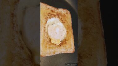 Quick and easy breakfast ideas🐣🍳😋 #shorts #viralshort #ytshorts #breakfastideas #worldwide #tiktok