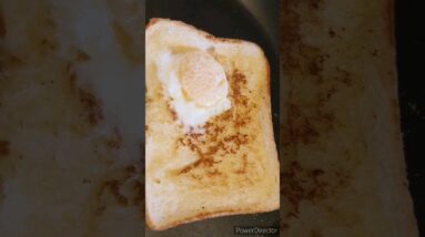 Quick and easy breakfast ideas🐣🍳😋 #shorts #viralshort #ytshorts #breakfastideas #worldwide #tiktok