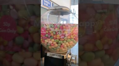 Gummy bear variety in candy shop😍😋 #trendingshorts #gummybear  #trendingviralshorts #youtubeshorts