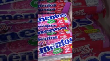 Mentos variety Berry Mix flavour🤩😍 #trendingviralshorts #gummybear #trendingshorts #trending